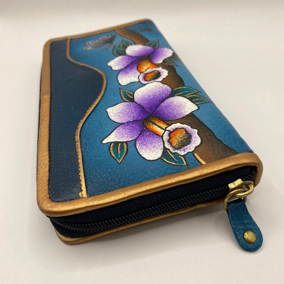 Magnifique Hand Painted Flower Zip Around Wallet Teal Blue Purple Leather NWT - Picture 3 of 8